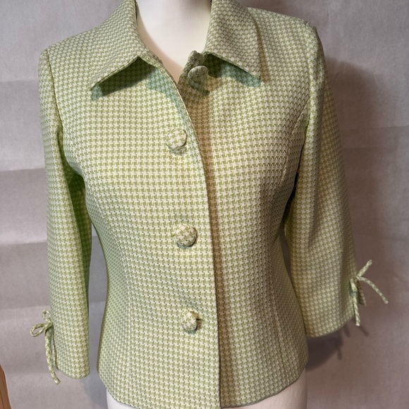 Jessica Howard Green Blazer with Bow Cuffs - Picture 1 of 7